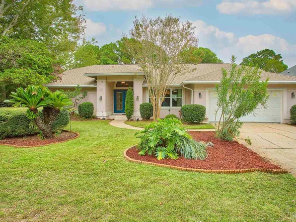 1338 Tour Dr, Gulf Breeze, FL 32563