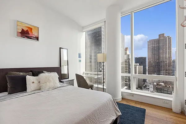 Rented by Compass | media 5