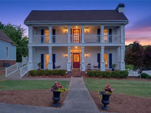 172 E Shadburn Ave, Buford, GA 30518
