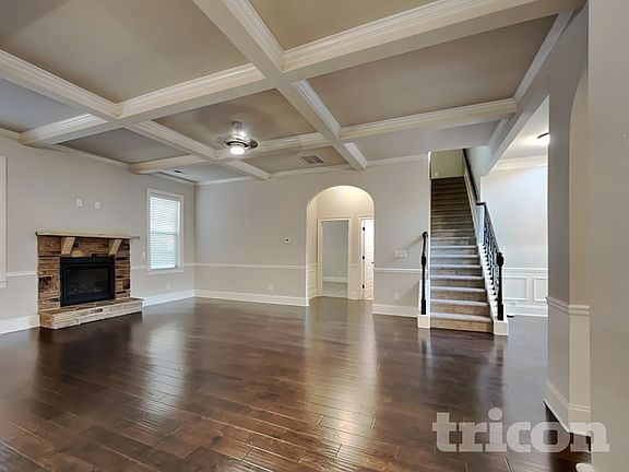 2nd image of 790 Stonebranch Dr