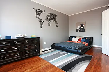 Sold by Ian Alexander Realty Group LLC