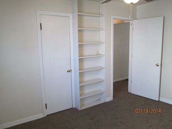 2nd image of 728 N Parkway Dr