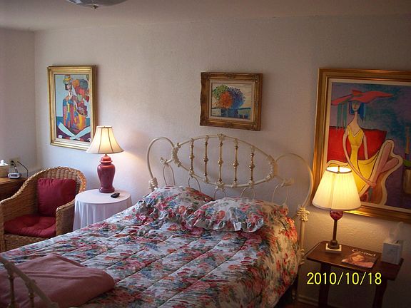 5th image of 44 Sierra Vista Dr #B