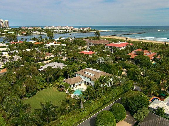 2nd image of 1558 N Ocean Way