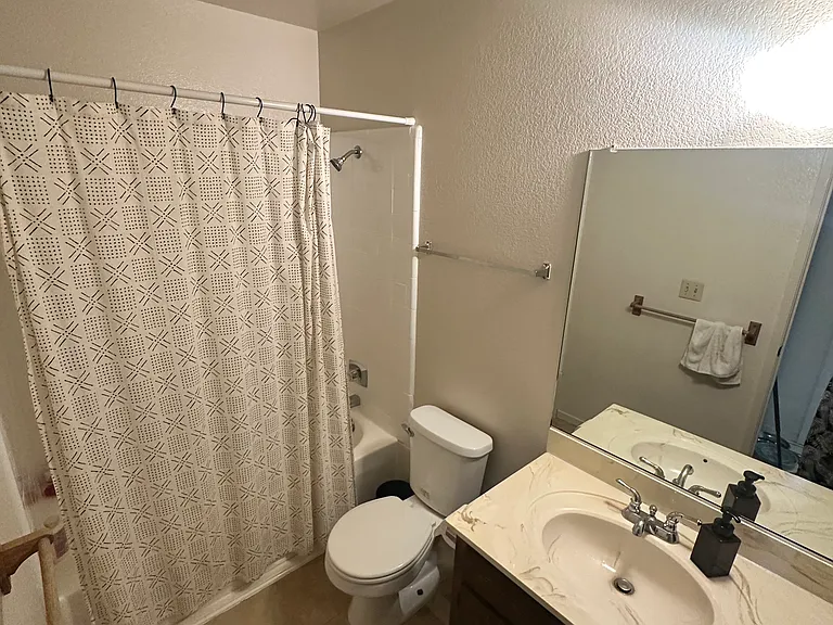 5056 Glide Dr #2 — Photo 6