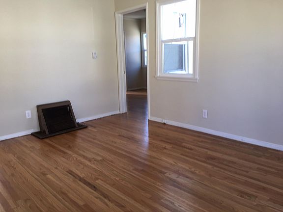 3rd image of 3541 12th Ave