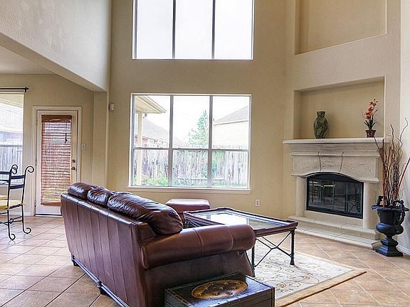 4th image of 16731 Newlight Bend Dr
