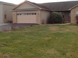 1893 Clear Creek Rd, Crossville, TN 38571