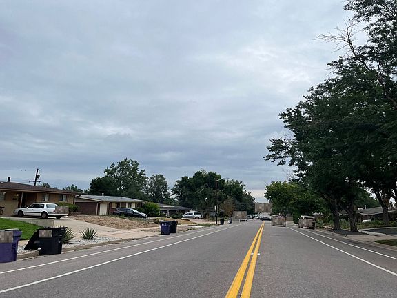 3rd image of 2701 S Lowell Blvd