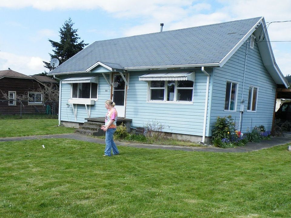 1st image of 220 Kensington Ave SW