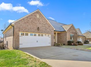 520 Grandview Dr, Graham, NC 27253