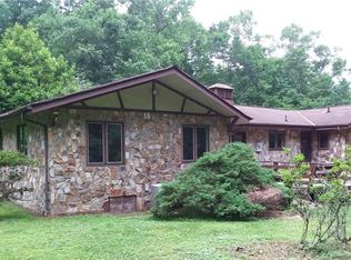 9525 Crumps Mill Rd, Quinton, VA 23141