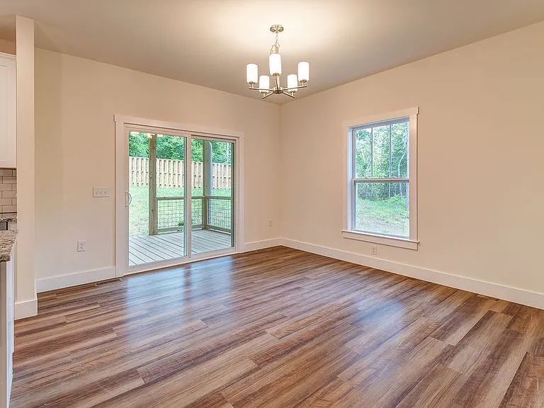 204 Cascade Ridge Rd — Photo 10