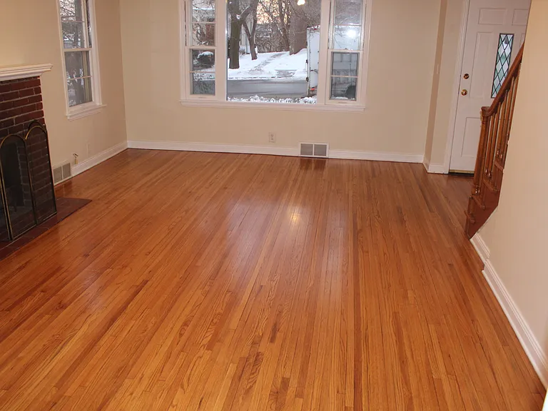 317 2nd St E #1 — Photo 6