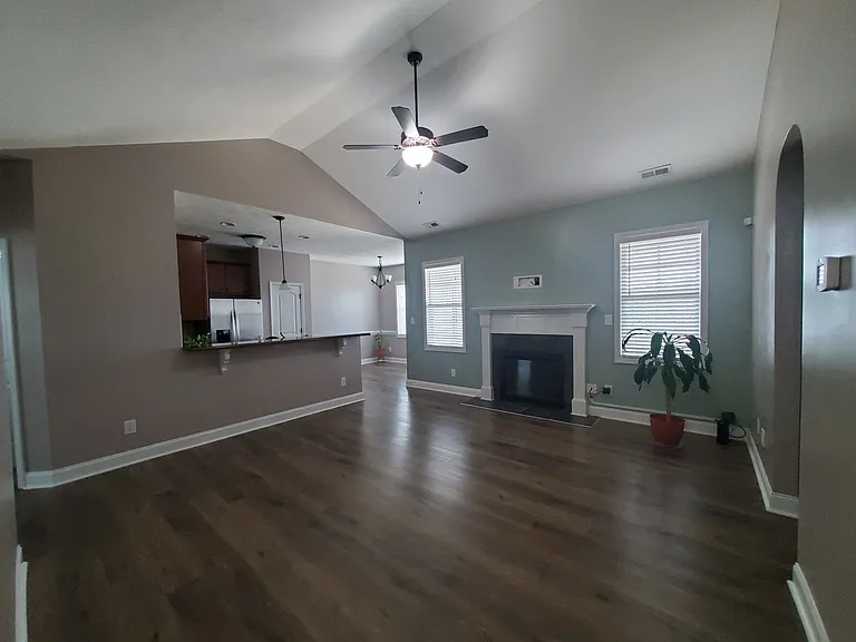 2244 Lakedale Dr — Photo 29
