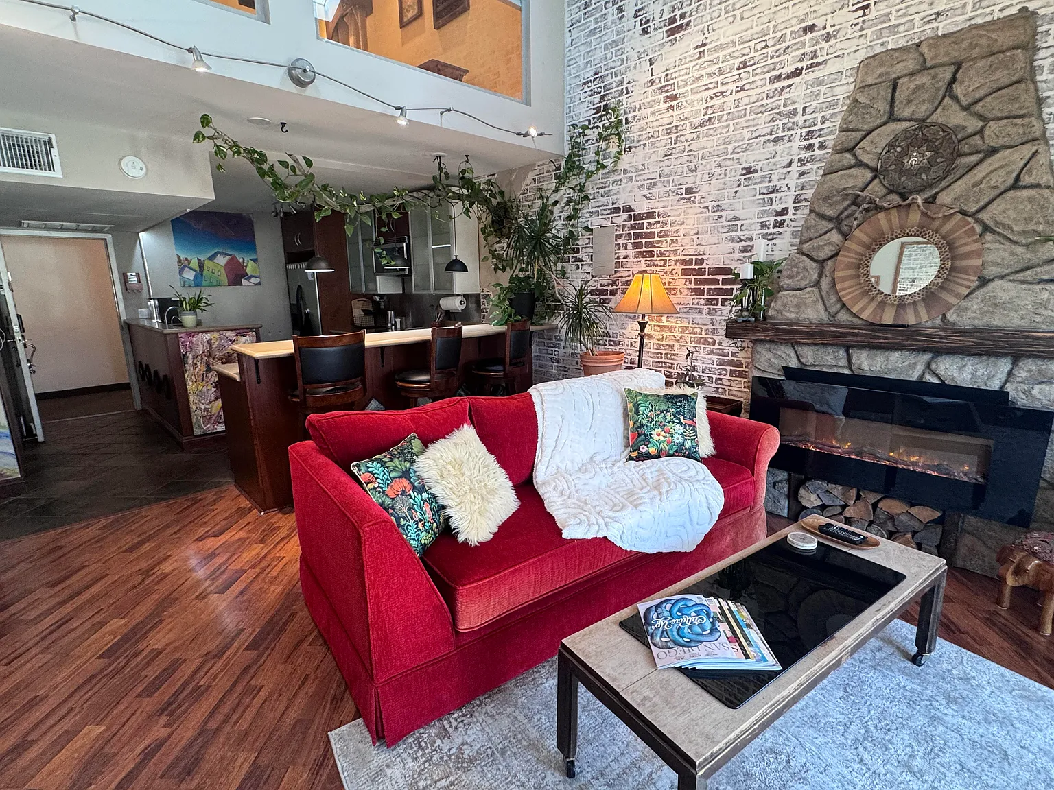 1 bed, 900 sqft, $3,300 — Photo 4