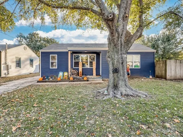 360 Turkle Ave, Haysville, KS 67060