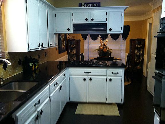A view of the eat-in dining area from the kitchen.