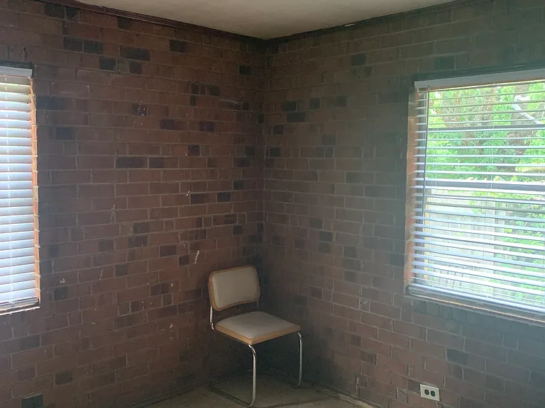 315 Phillips Ave #B — Photo 3