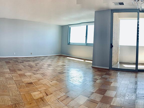3rd image of 4601 N Park Ave