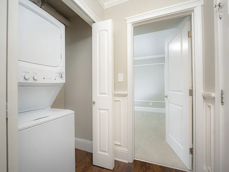 Aqua Terra 1 Bed, 1 Bath Laundry Aqua Terra 1 Bed, 1 Bath Laundry