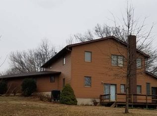 131 W Jackson St, Memphis, MO 63555