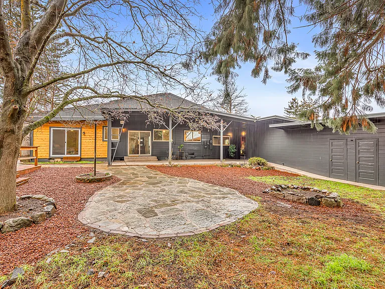 810 Glendale Ave — Photo 47