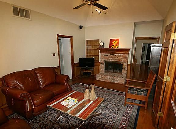 2nd image of 4212 W Creek Dr