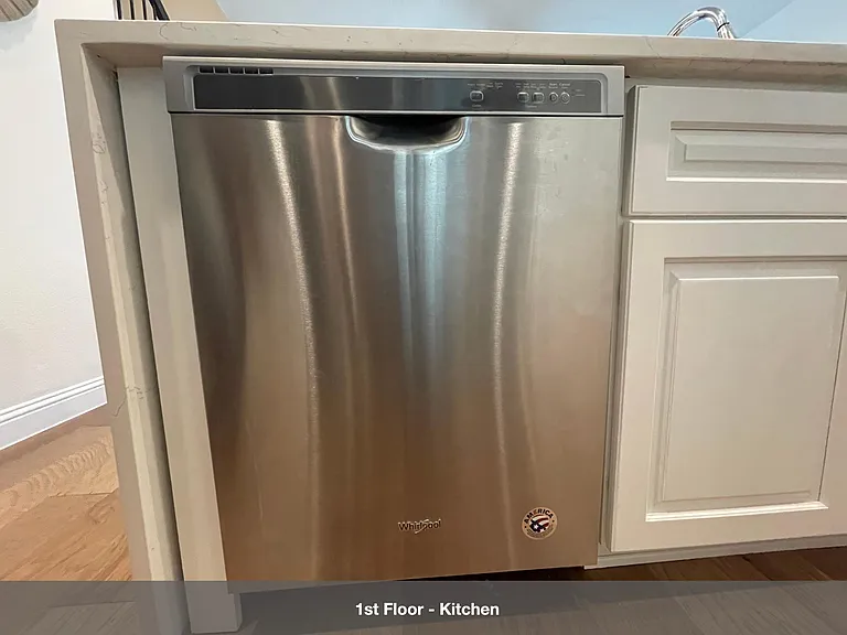309 Ferndale St — Photo 19