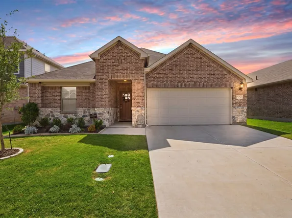9352 Lone Maverick Dr, Crowley, TX 76036