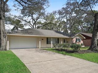 10306 Eddystone Dr, Houston, TX 77043