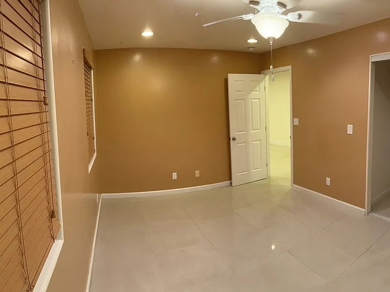 935 Kaipii St — Photo 13