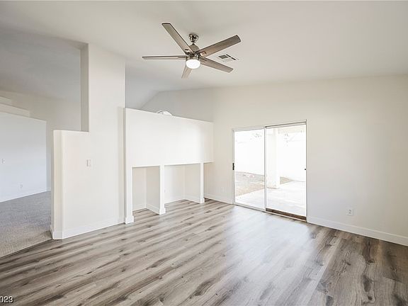 3rd image of 5133 Rose Moss St