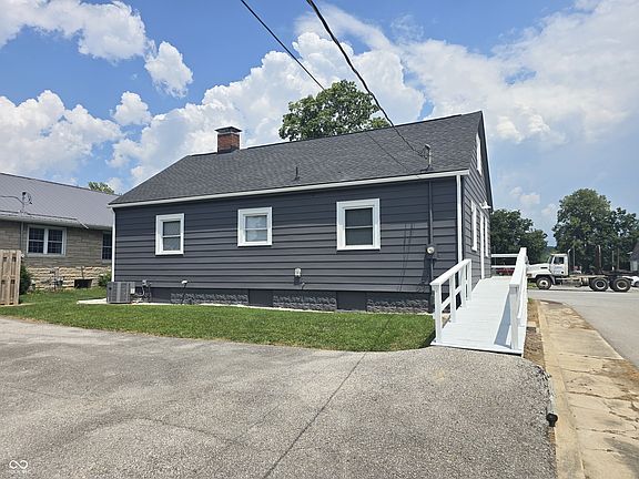 4th image of 213 Fletcher Ave