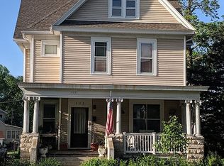 523 W Wisconsin St, Portage, WI 53901