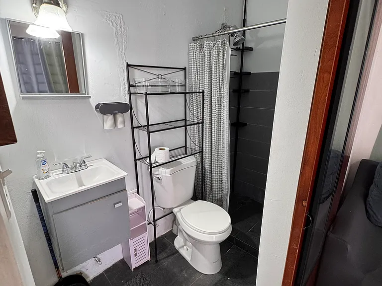 212 Calle 10 Isle #B4 — Photo 7