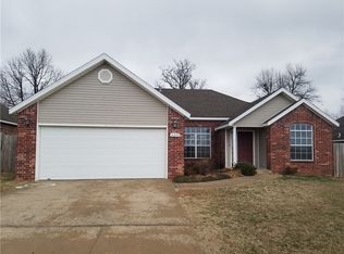 2274 Lakeside Ave, Springdale, AR 72764