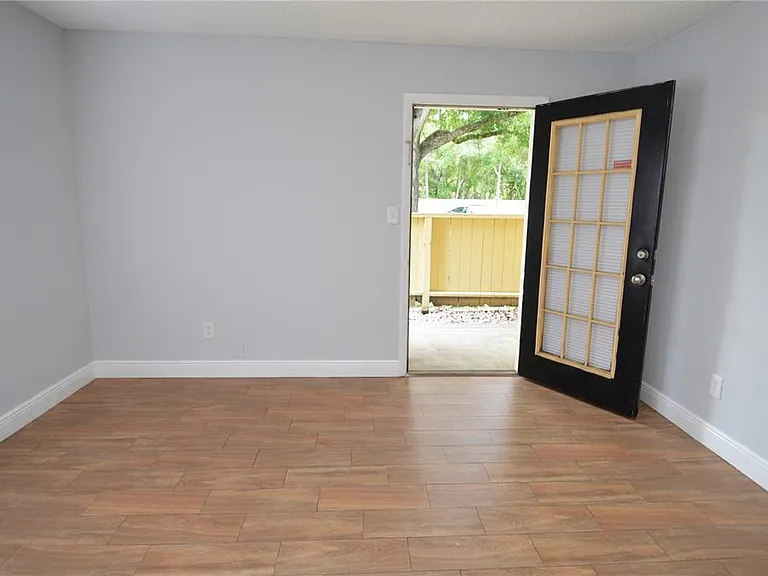 8722 Mallard Reserve Dr #102 — Photo 21