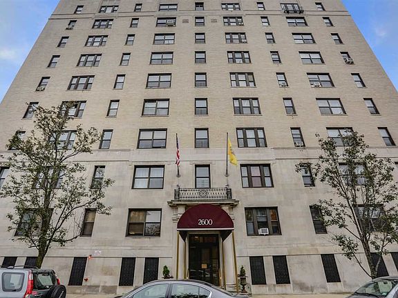 2nd image of 2600 Kennedy Blvd APT 1C
