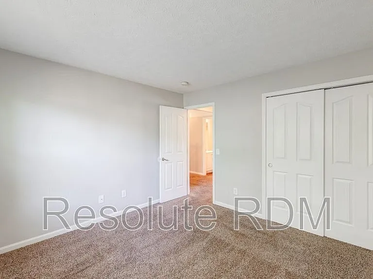 8262 Plumwood Ln — Photo 20