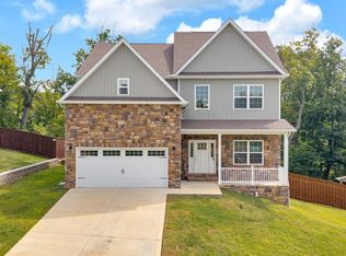 7724 Willow Branch Ln, Knoxville, TN 37931