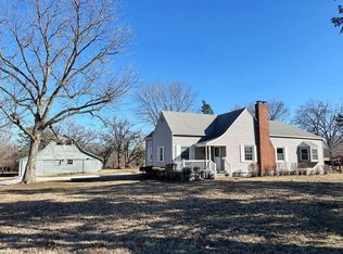 705 S Chestnut St, Nevada, MO 64772