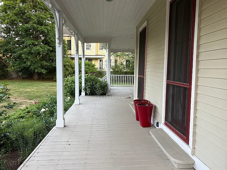 20 Greenough Pl #1 — Photo 25