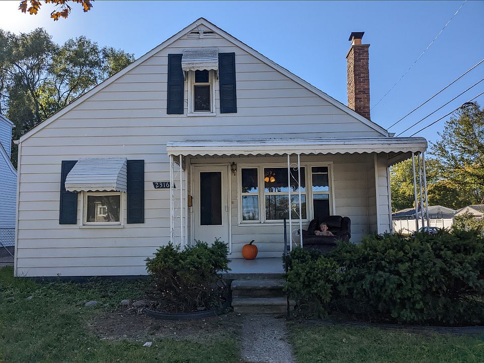 1st image of 23163 Melville Ave