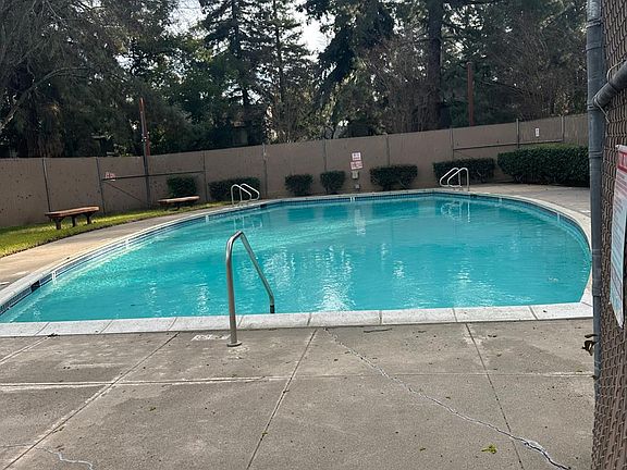 2nd image of 142 Del Rio Circle #2