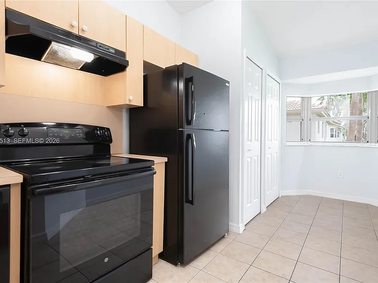 2930 SE 13th Ave #20252 — Photo 9