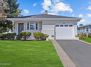 868 Jamaica Blvd, Toms River, NJ 08757