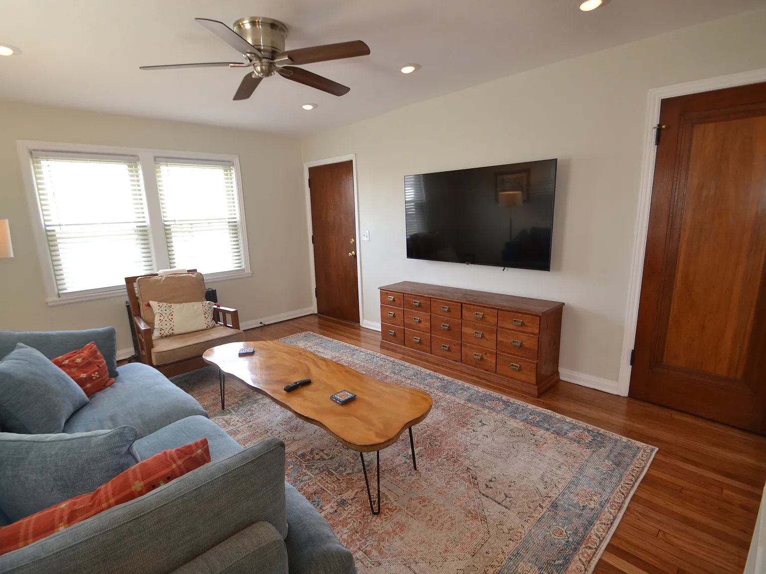 1 bed, 750 sqft, $1,395 — Photo 2