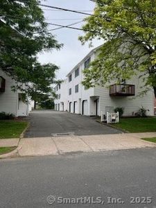 243 Lawlor Street APT 2C, New Britain, CT, 06051