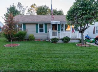 26 Stanley St, Pawtucket, RI 02861